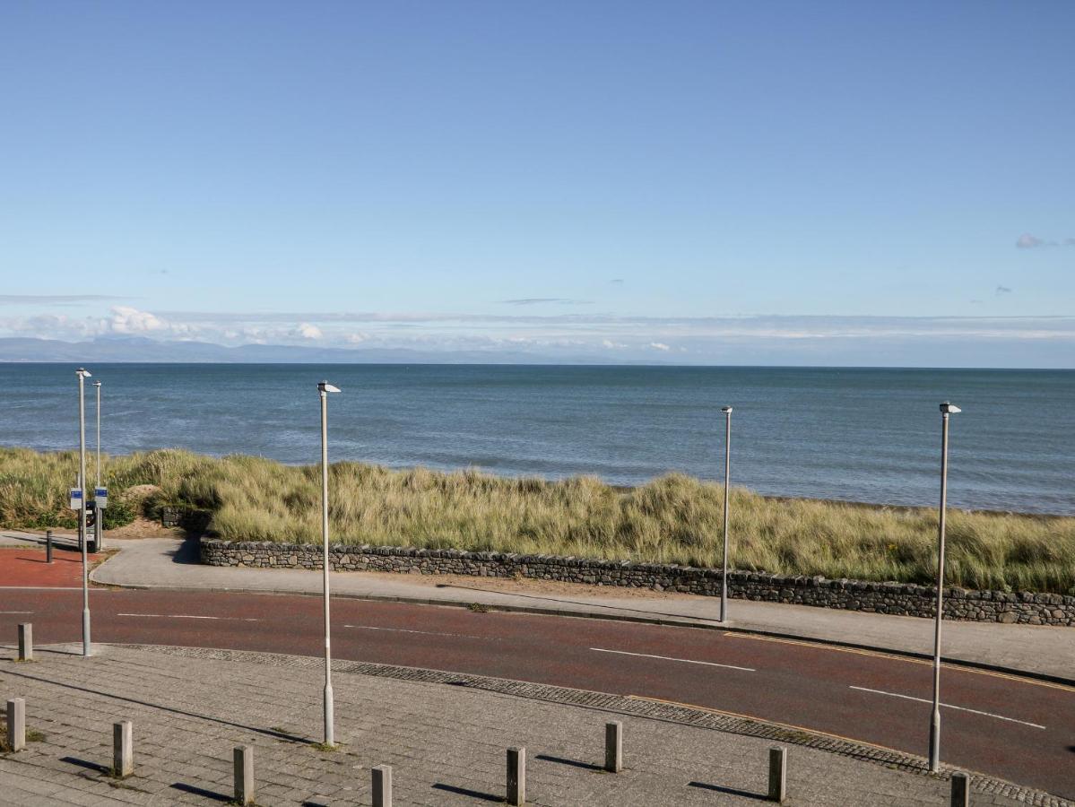 Sea View Apartment Pwllheli Ngoại thất bức ảnh